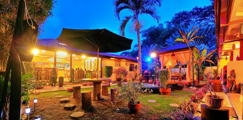 Гостиница Tres Pension House в Пуэрто-Принсесе