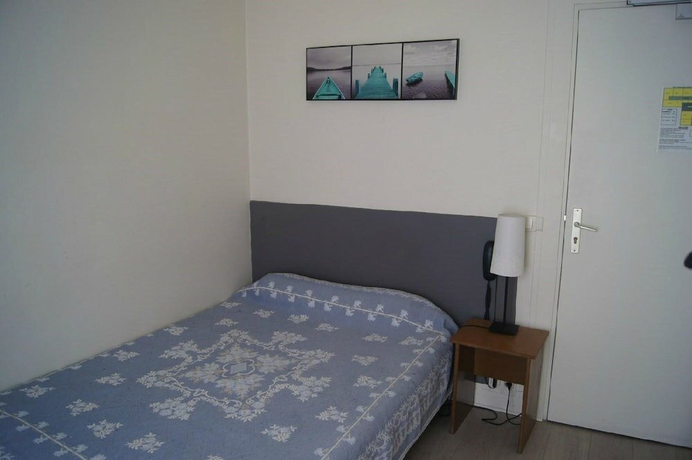 Фото Hôtel Moderne