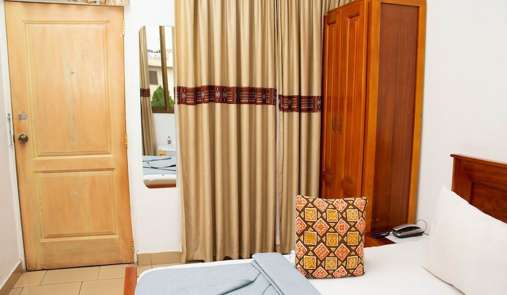 Фото Asantewaa Premier