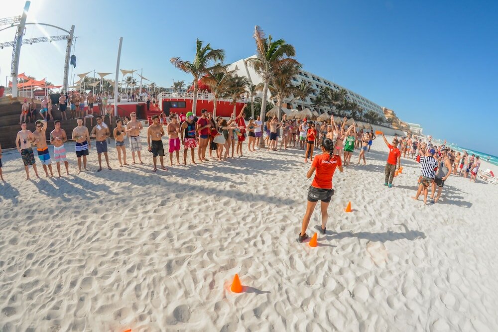 Фото The Pyramid Cancun by Oasis