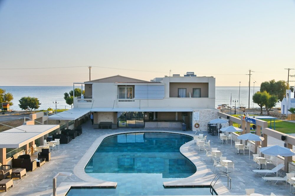 Фото Castro Beach Hotel