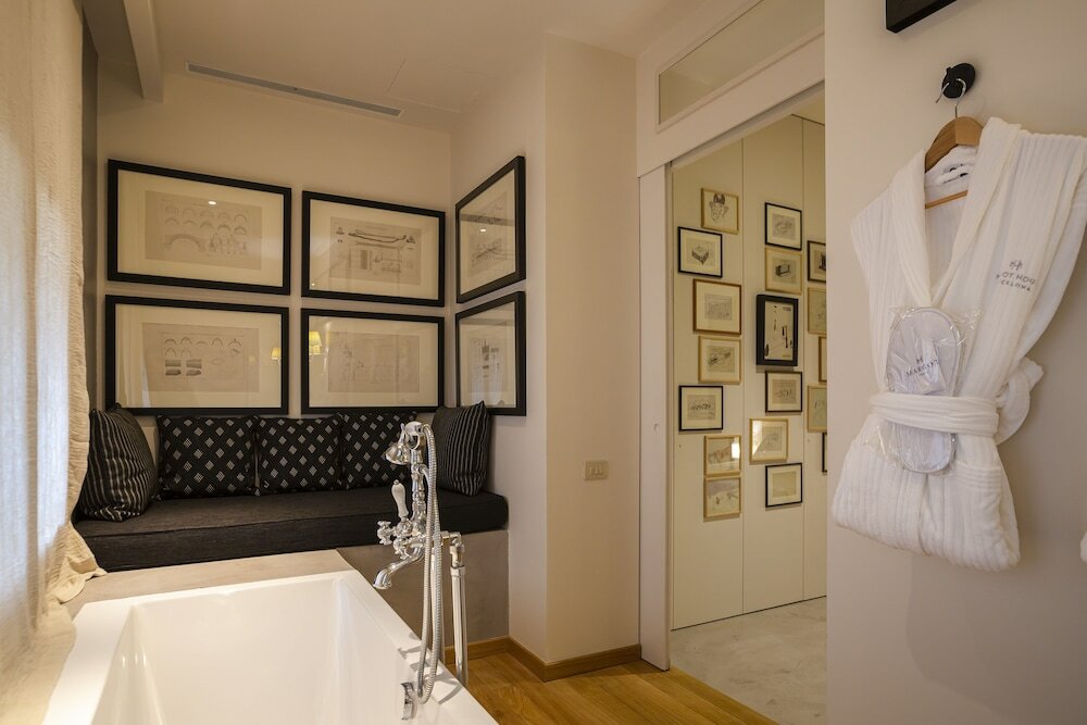 Фото Margot House