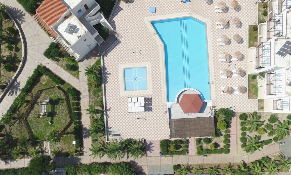 Фото Sweet Kalimera Apartments