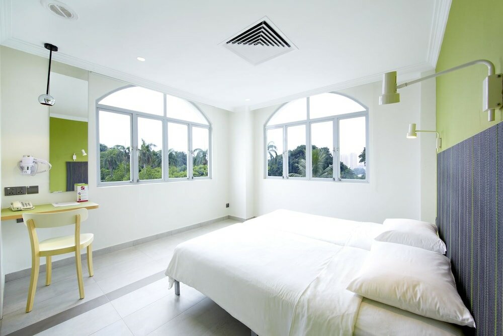 Фото Hangout at Mt Emily