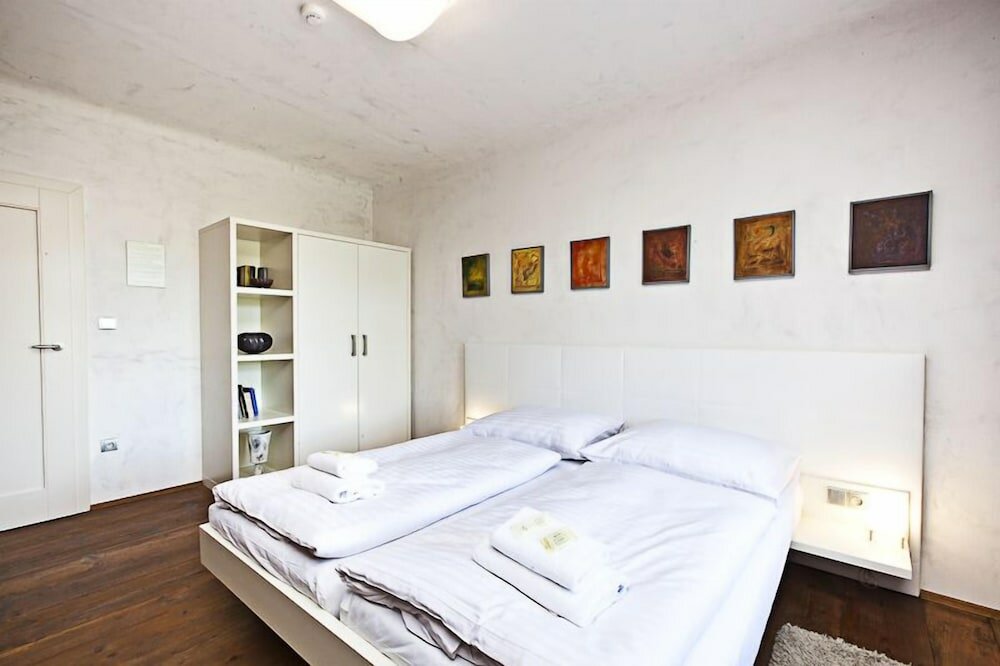 Фото Apartments Latrán 43