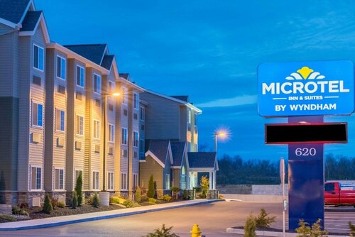 Гостиница Microtel Inn & Suites by Wyndham Cadiz