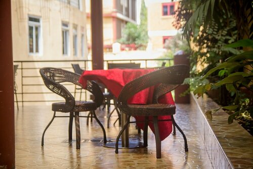 Гостиница Grand Global Hotel в Кампале