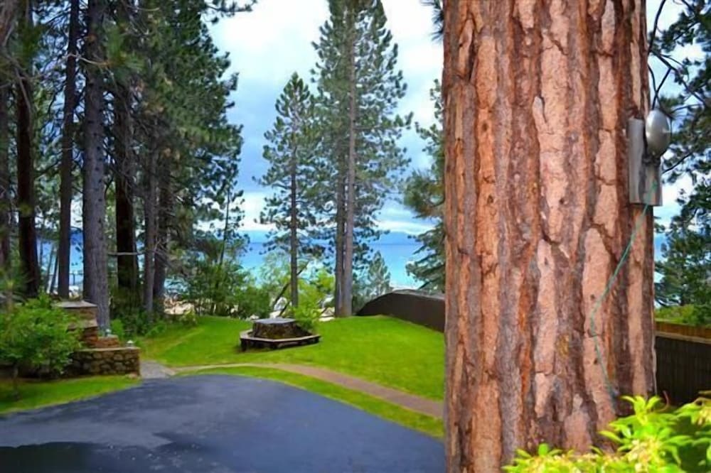 Фото Twin Top Lodge