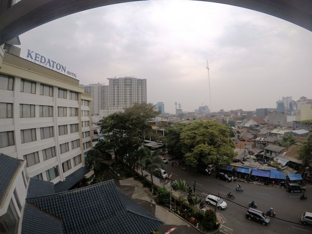 Фото Kedaton Hotel