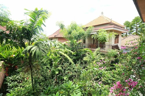 Гостиница Frangipani Bungalow Ubud