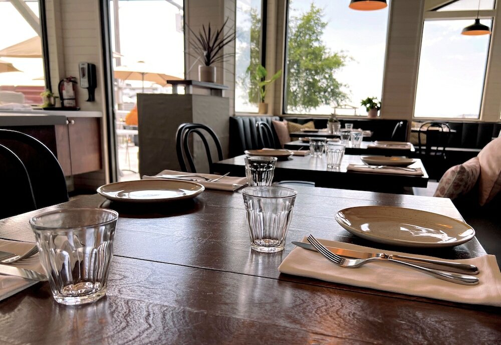 Фото The Oceanside, a Coast Hotel