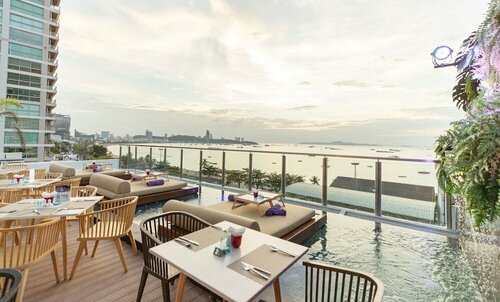 Гостиница Pattaya Sea View Hotel в Паттайе
