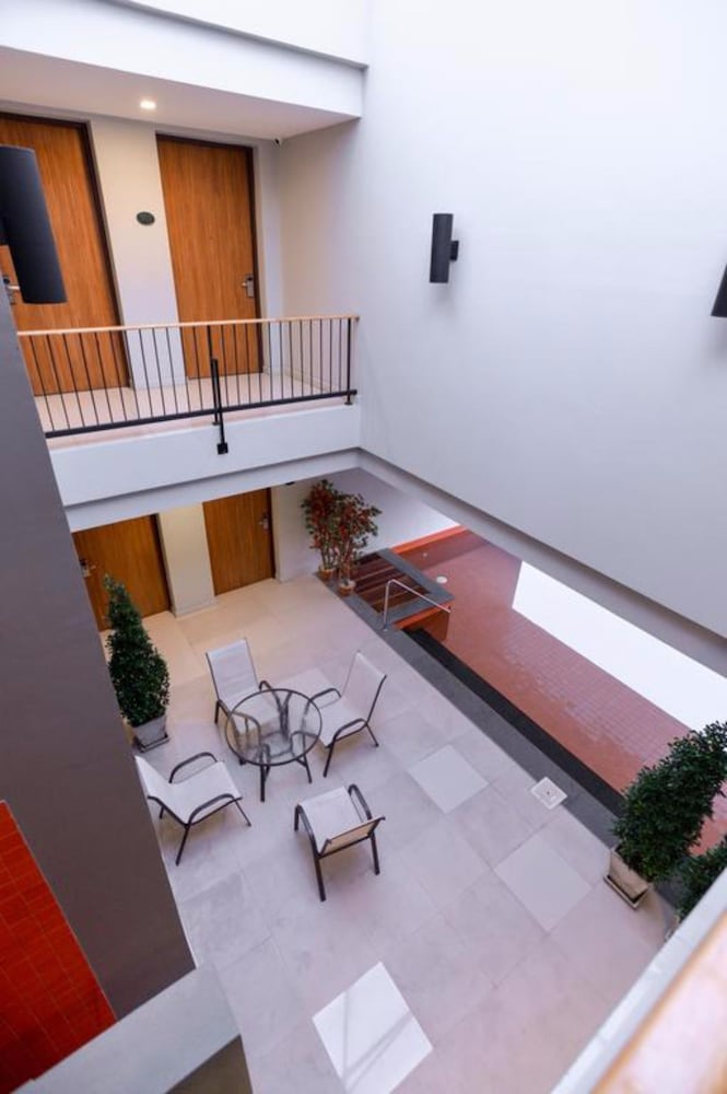 Фото The Pad Silom Serviced Apartment