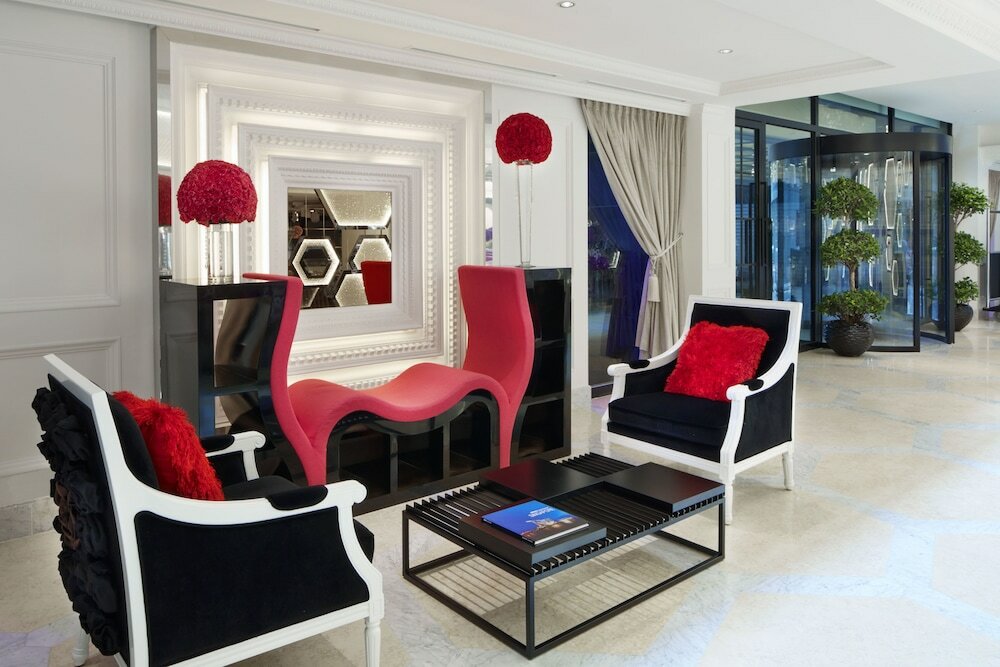 Фото QT Singapore