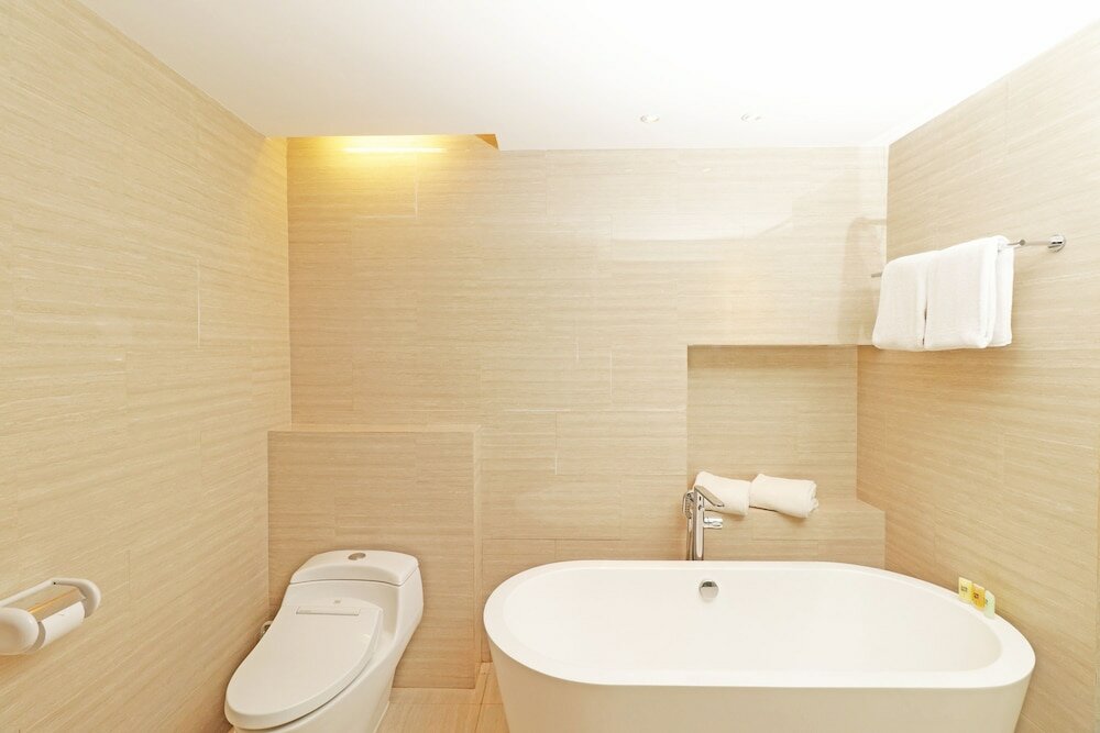 Фото Swiss-Belhotel Cirebon