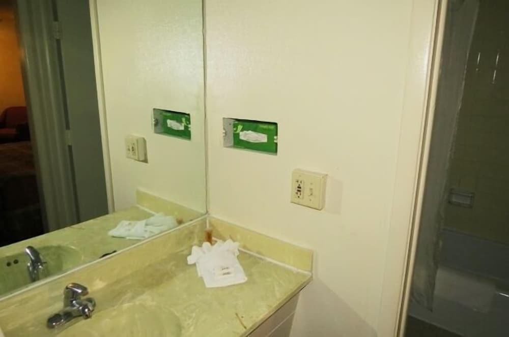 Фото Affordable Hotel