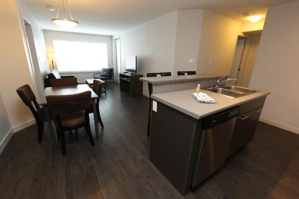 Фото East Village Suites