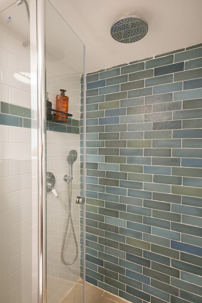 Фото 80 Jaffa St Mahne yehuda market location