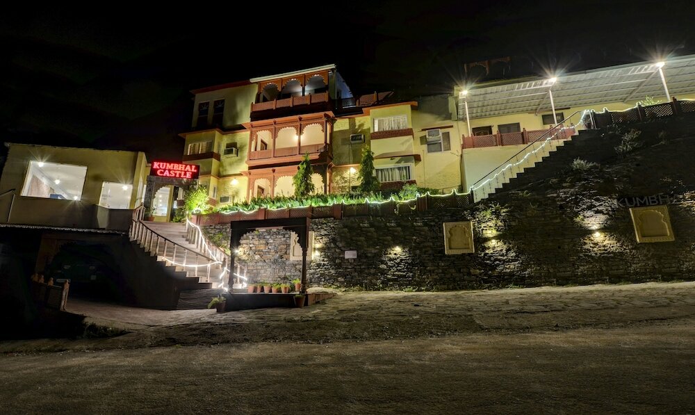 Фото Treebo Trend Hotel Kumbhal Castle With Valley View