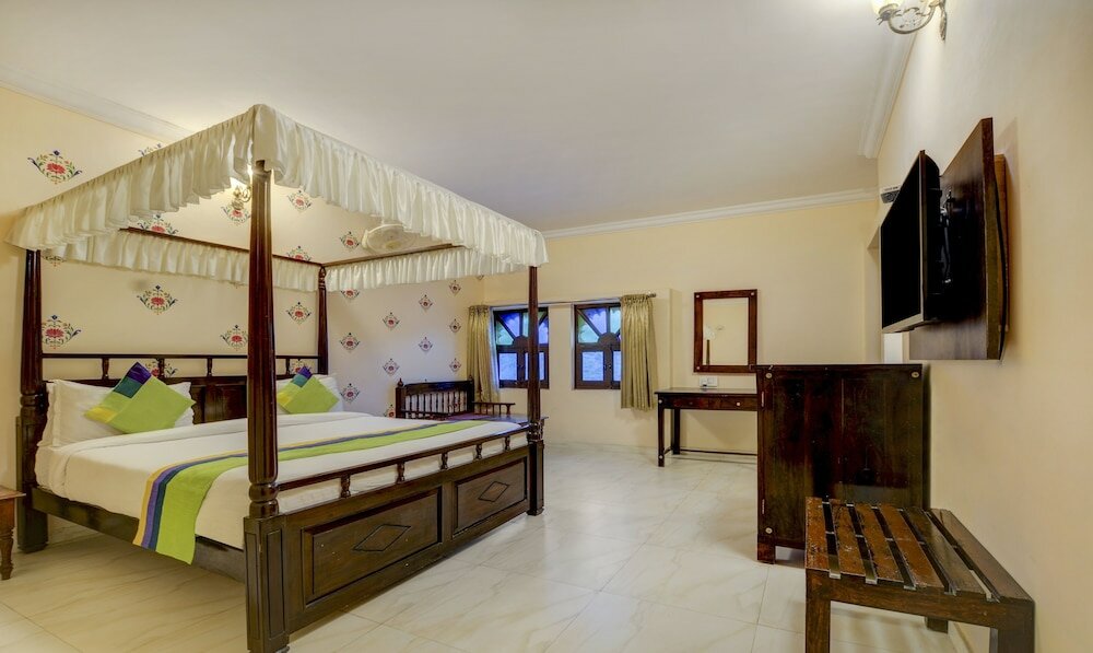 Фото Treebo Trend Hotel Kumbhal Castle With Valley View