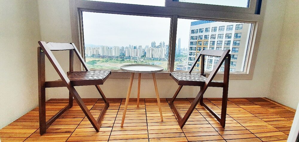 Фото The November Stay in Landmark