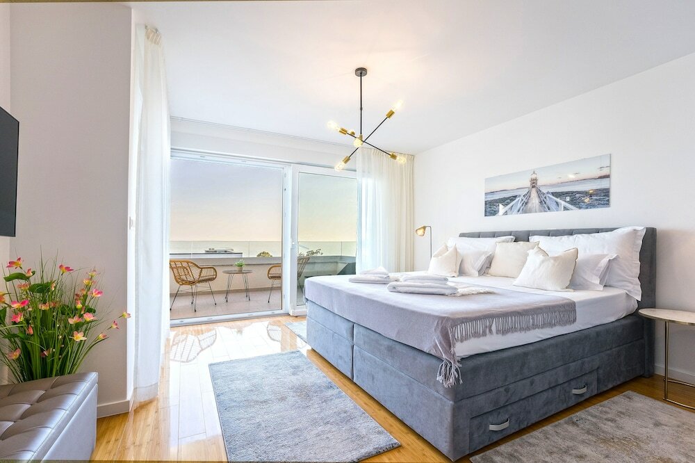 Фото Penthouse Apartment Perla with Jacuzzi