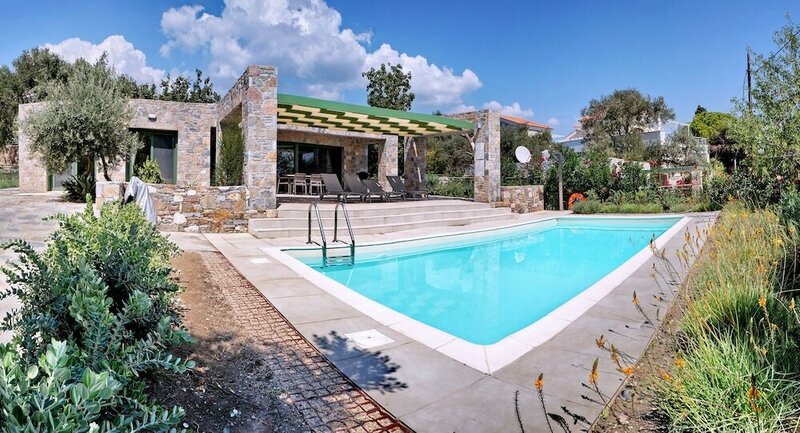 Гостиница Ouzo Stone Villa 1