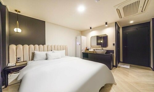 Гостиница Cheongju Hotel Dictionary в Чхунчхон-Пукто