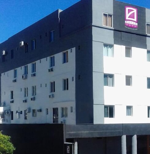 Гостиница Hotel Zata e Flats в Крисиуме