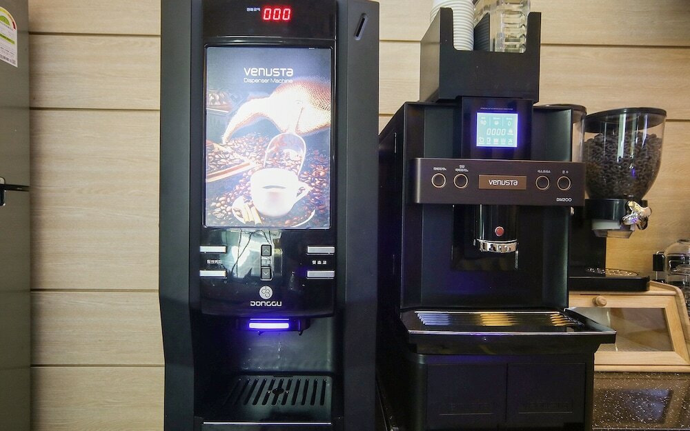 Фото Changwon Palyongdong Hotel Cozy