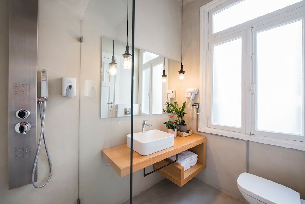 Фото MONK Monastiraki Suites