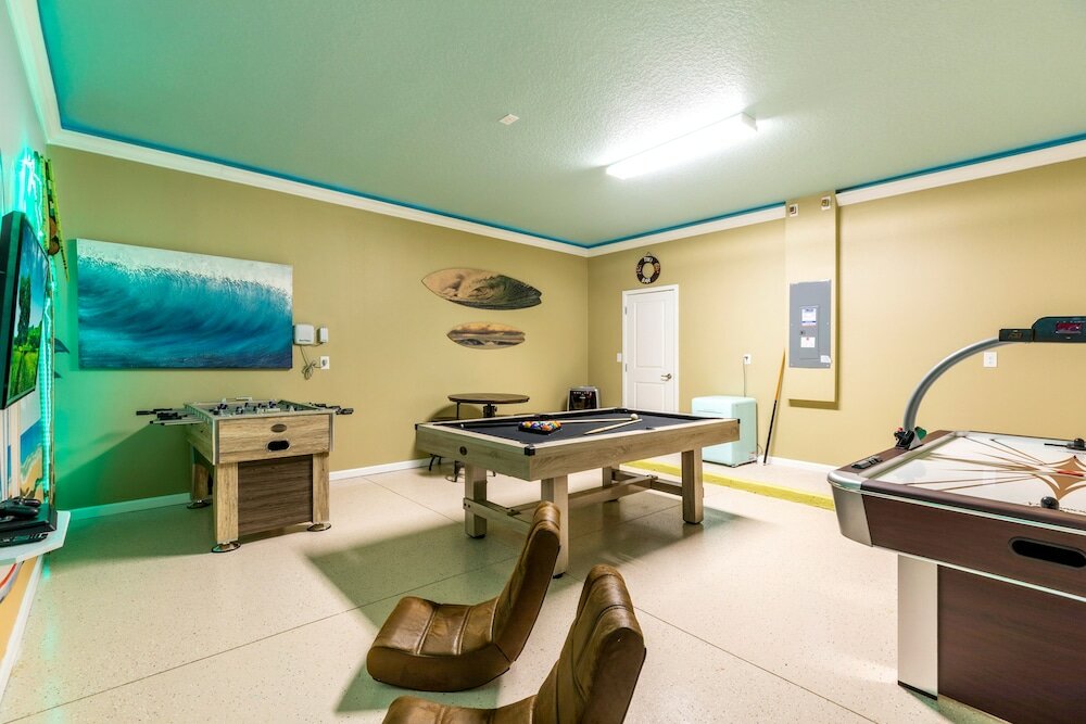 Фото Lake Breeze 6 Bedrooms