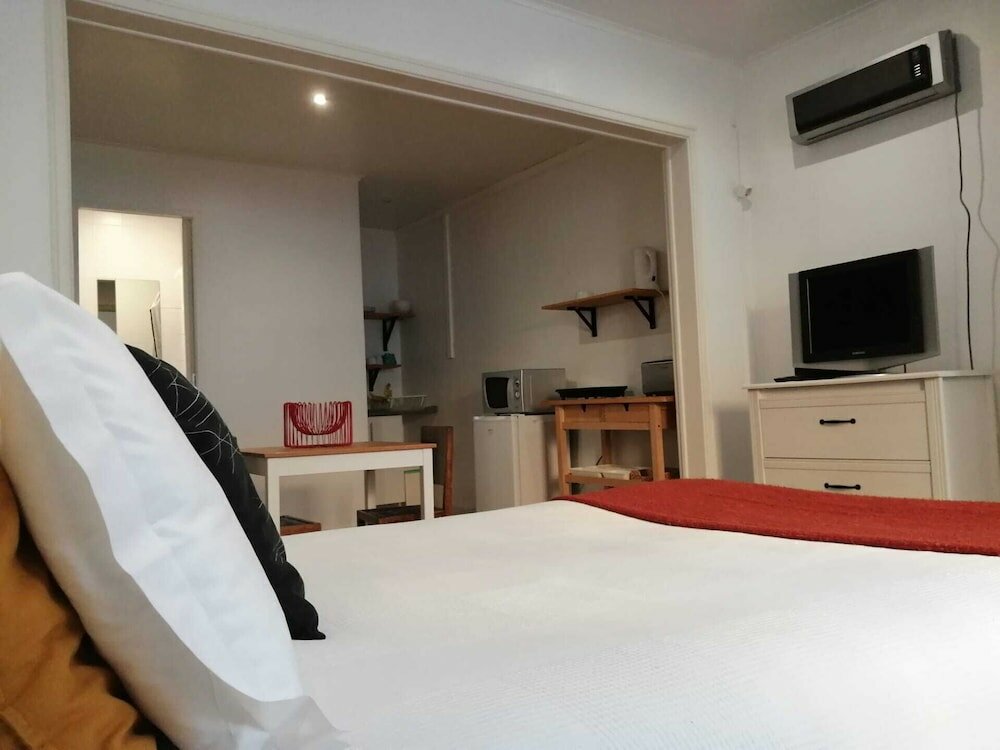 Фото Boho Guesthouse - Rooms & Apartments