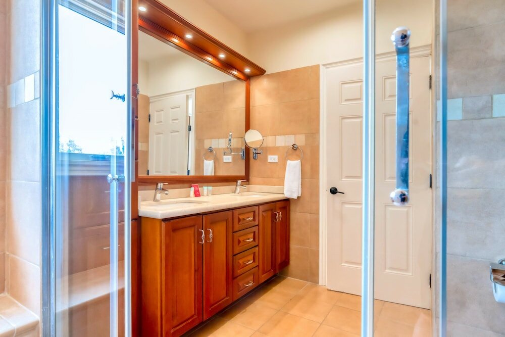 Фото Your Own Private Oasis With Amazing Ocean Views! in Tierra del Sol!