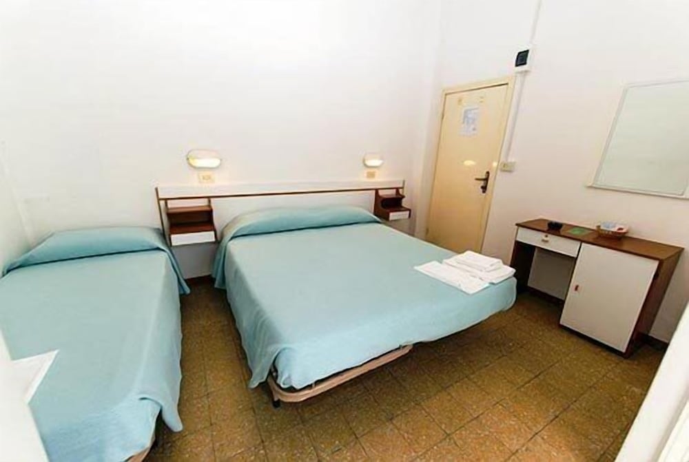 Фото Hotel Villa Cecchini