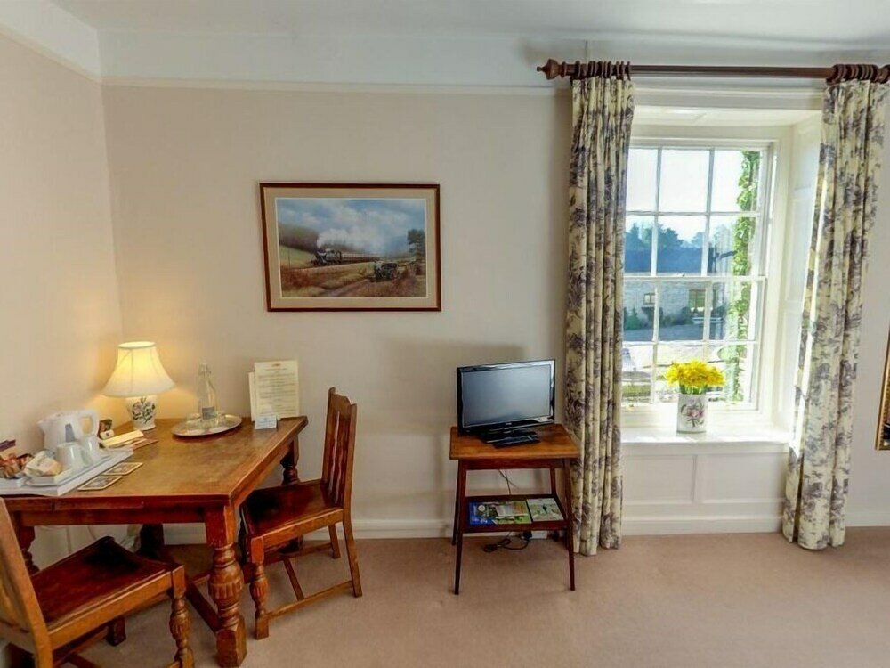 Фото Manor Farm B & B