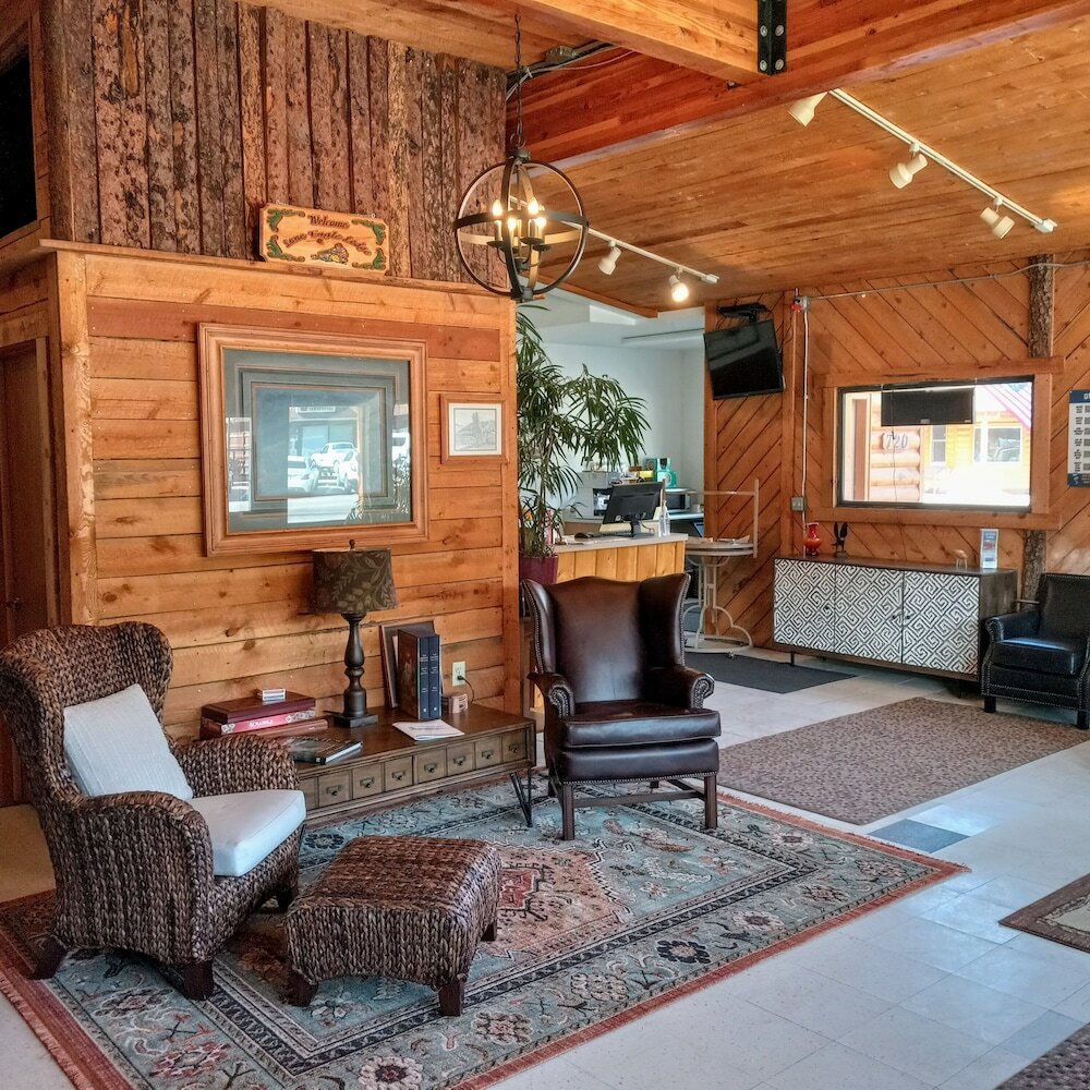 Фото Lone Eagle Lodge