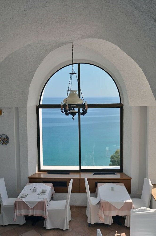 Фото Istron Bay Hotel