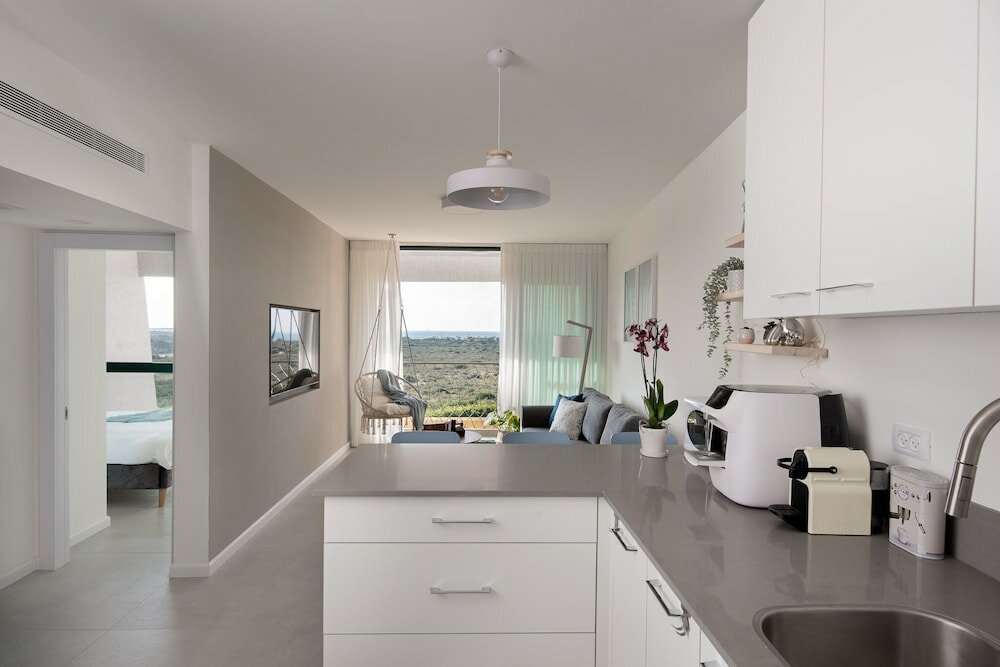 Фото 2Bedroom Apartment in Neot Golf Compound