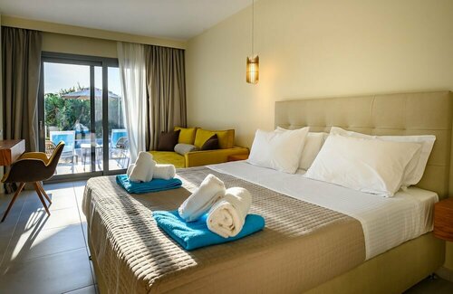 Гостиница Alonaki Resort