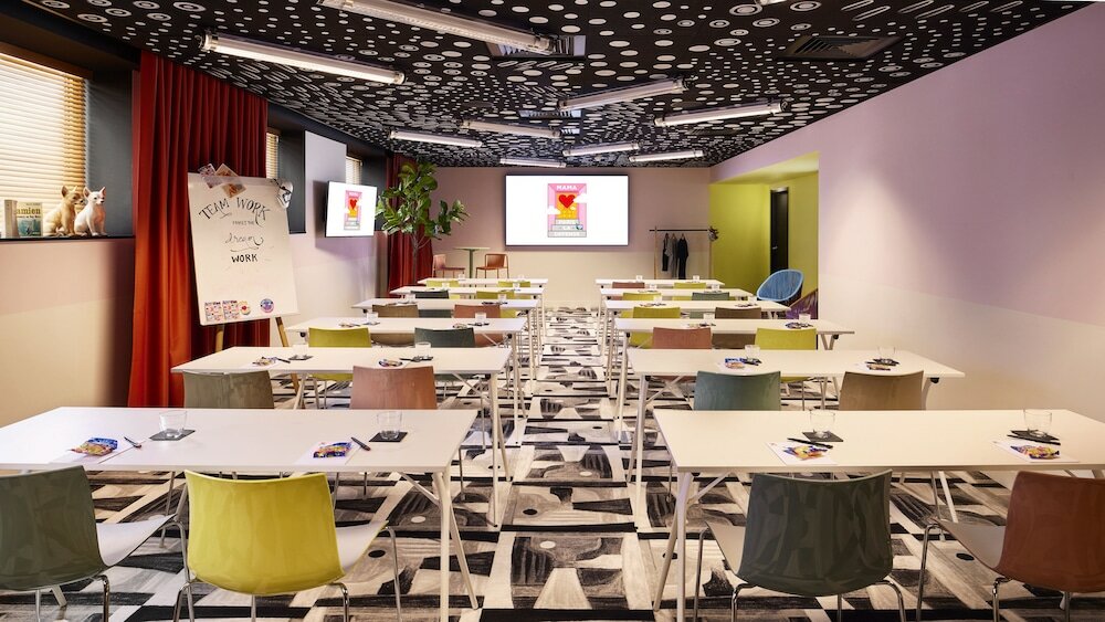 Фото Mama Shelter Paris La Défense