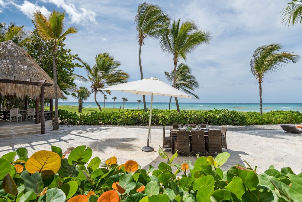 Фото Two Ocean View Caleton Villas in CapCana