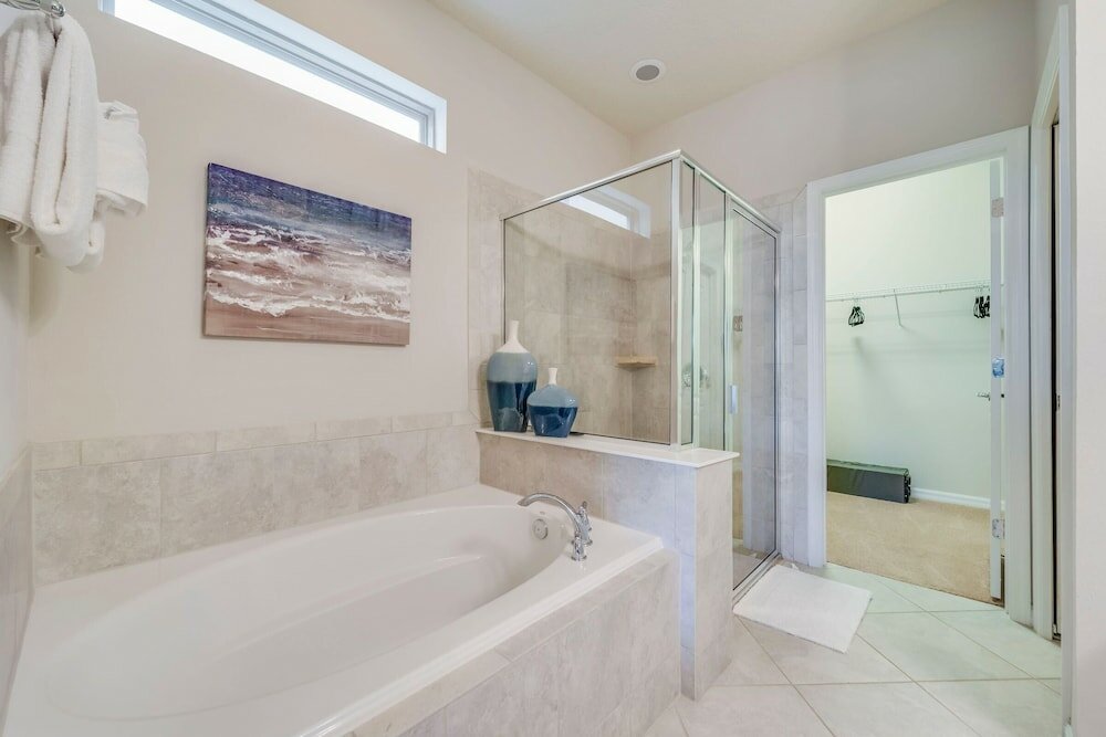 Фото Erin's Windsor at Westside Vacation Home