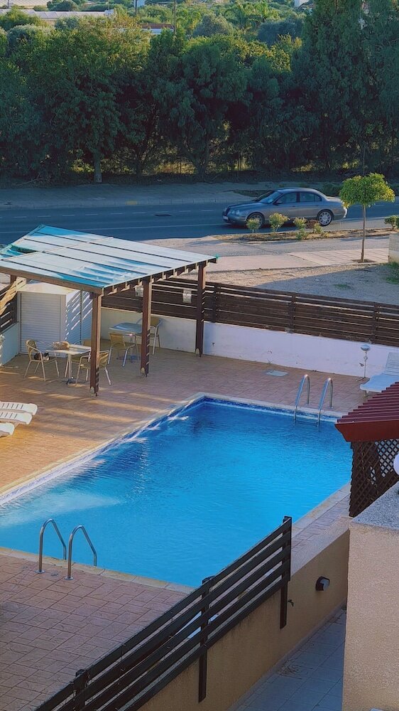 Фото SunShine Apartment by Stay BnB