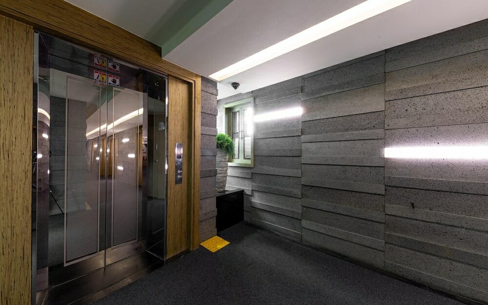 Фото Daejeon Yuseong SPA Tower