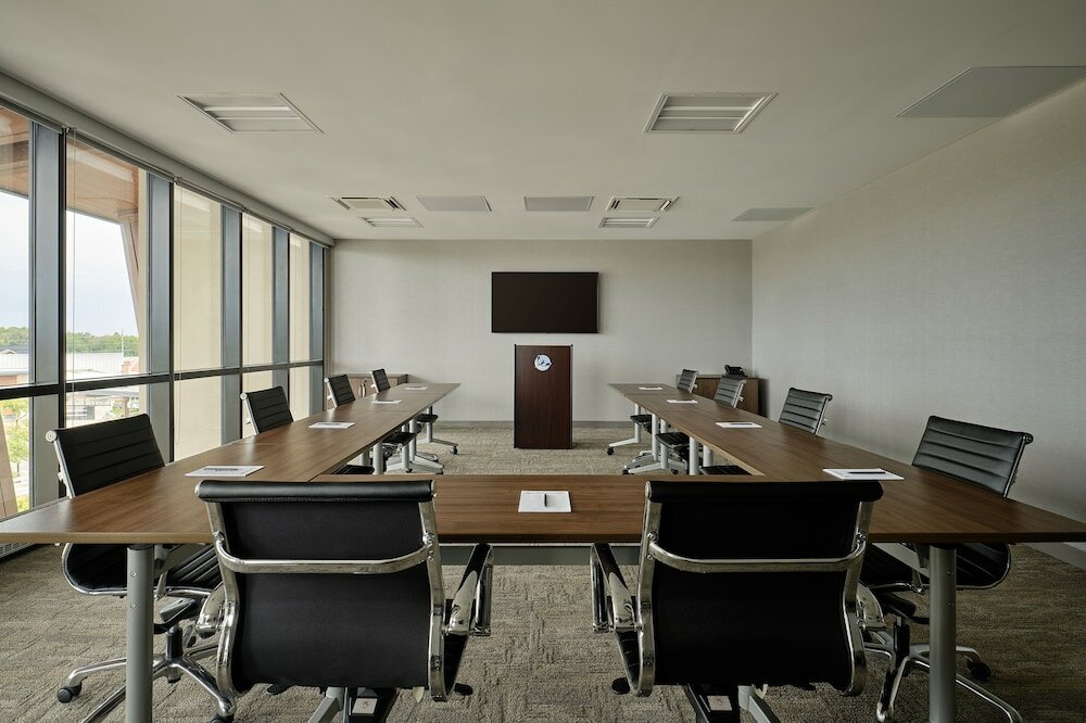 Фото Great Blue Heron Hotel