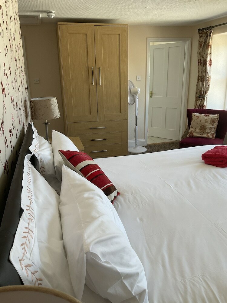 Фото Number 52 Bed & Breakfast