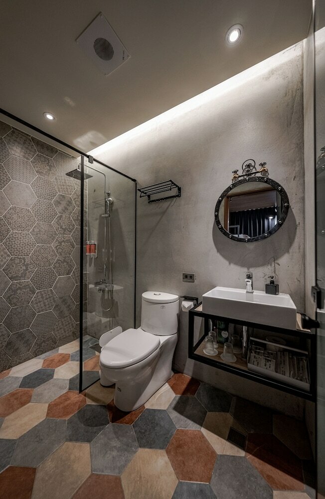 Фото Oinn Hotel & Hostel Chiayi