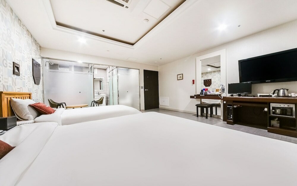 Фото Changwon Jinhae Top