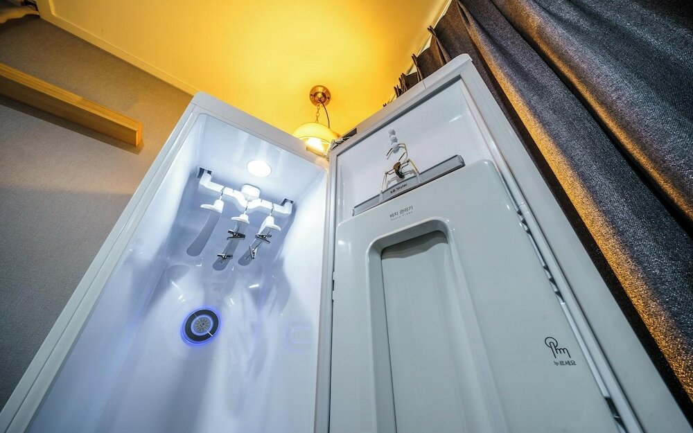 Фото Changwon Sangnam-dong Hotel The Way